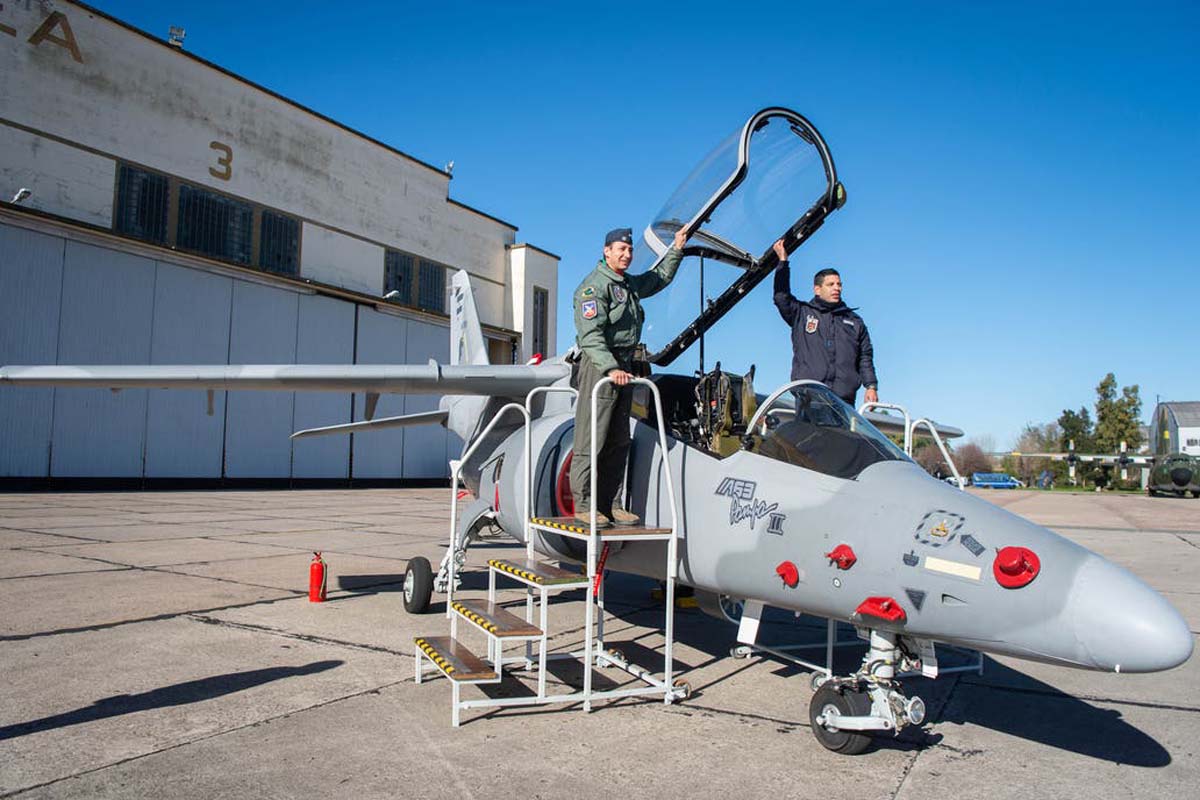 FAdeA concreta la venta internacional de su avión Pampa III