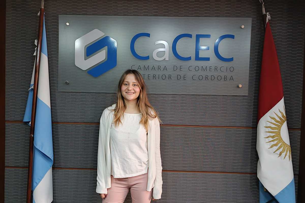 Recibimos a una nueva integrante en el Staff de CaCEC